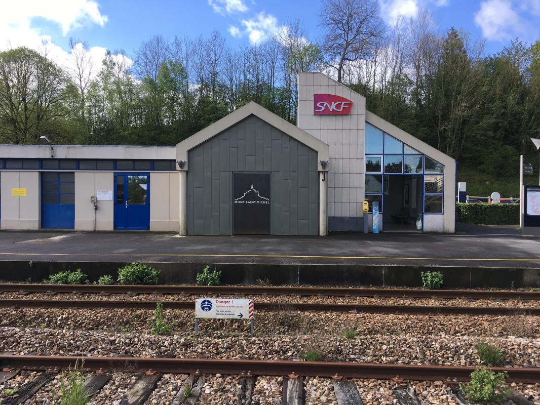 Gare de Villedieu-les-Poêles